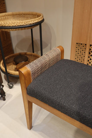 Leandro Bench