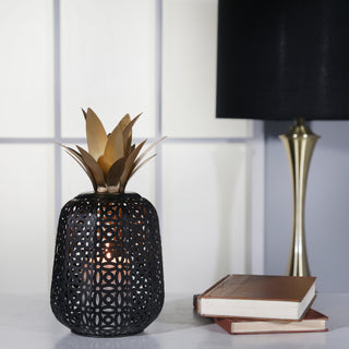 Metal Pineapple Decor with Cutouts, 12"