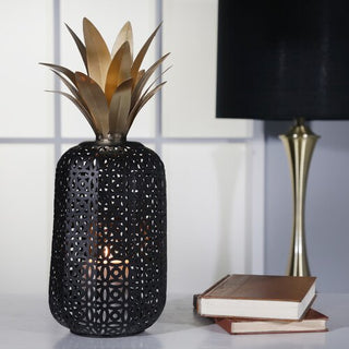 Metal Pineapple Decor with Cutouts, 17"