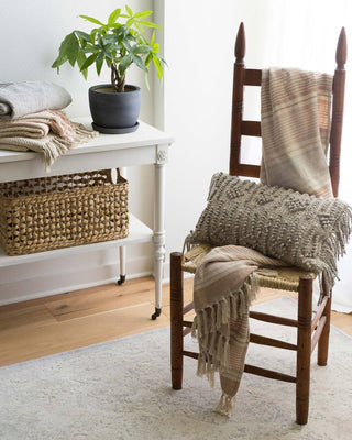 Loloi: Anna CollectionT1005 MH BLUSH / IVORY Throw Blanket