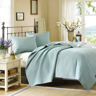 Olliix | Velvet Touch Queen - Sky By Hampton Hill