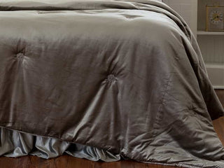 Lili Alessandra | Chloe King Comfortlet (Padded) Silver 112 X 98