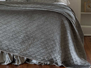 Lili Alessandra | Chloe King Coverlet Silver 112 X 98